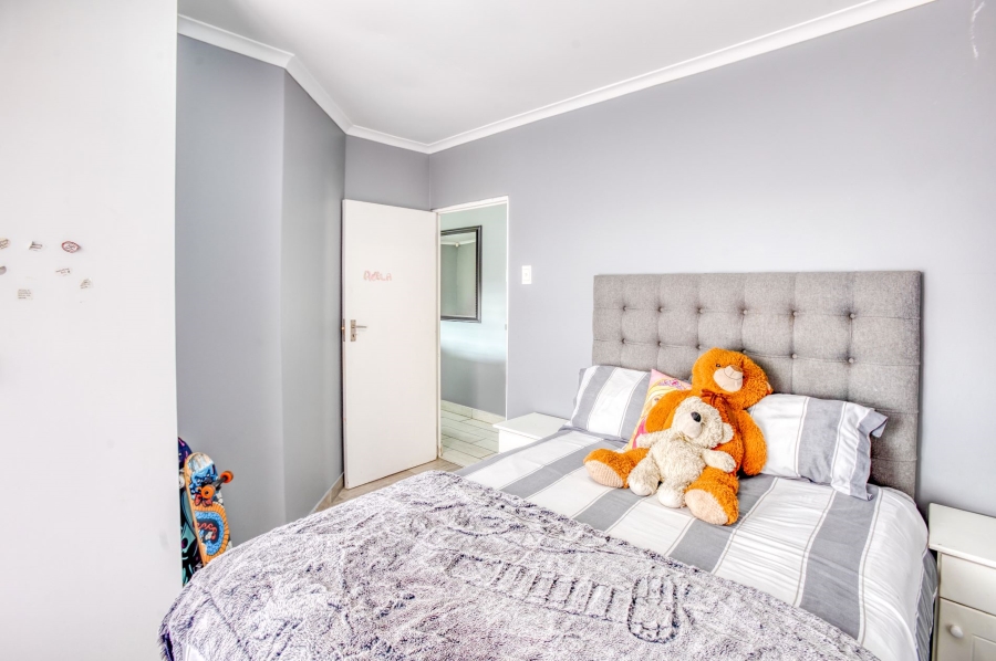 3 Bedroom Property for Sale in Nahoon Valley Park Eastern Cape
